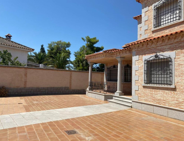 EXTRAORDINARIO Chalet en venta !!!!!