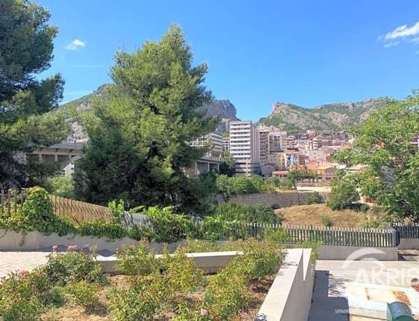 Local en venta en Alcoi de 360 m2