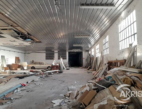 NAVE INDUSTRIAL DE 1.271 M2 EN EL CENTRO DE YUNCOS