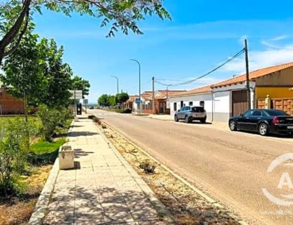 Casa / Chalet en venta en San Bartolomé de las Abiertas de 150 m2