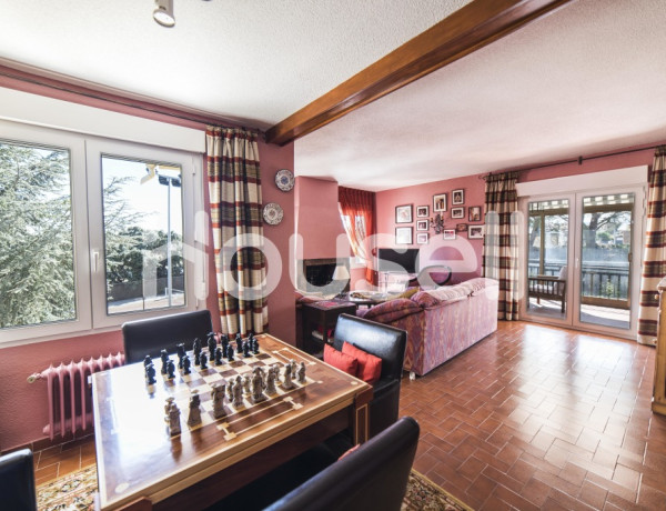 Chalet en venta de 624 m² Calle Carmelo Rodríguez, 28270 Colmenarejo (Madrid)