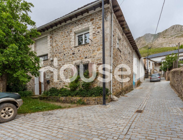 Town house For sell in Villablino in León 