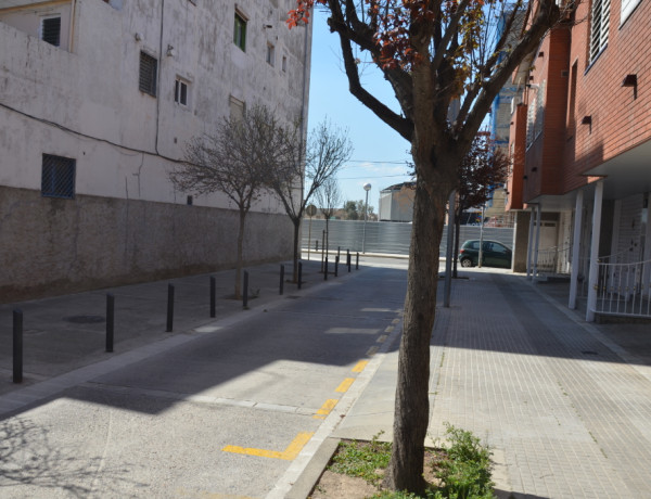 Commercial Premises For sell in Cornellá De Llobregat in Barcelona ALMEDA