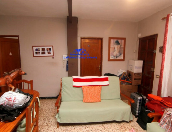 Casa-Chalet en Venta en Ledas, Las Santa Cruz de Tenerife 