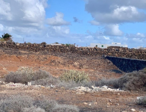 Residential land For sell in Breñas, Las (Lanzarote) in Las Palmas 