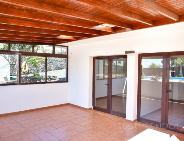 Casa-Chalet en Venta en Playa Blanca (Lanzarote) Las Palmas Ref: PB 8082