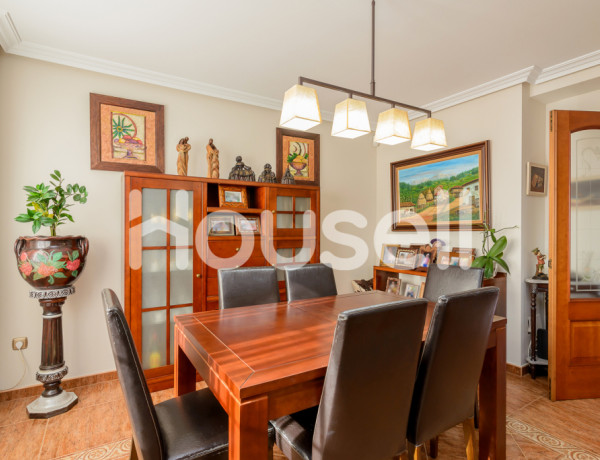 Casa en venta de 264 m² Urbanización Párroco Don José F. Teral, 33403 Avilés (Asturias)