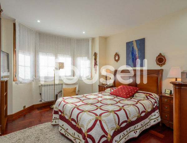 Casa en venta de 264 m² Urbanización Párroco Don José F. Teral, 33403 Avilés (Asturias)