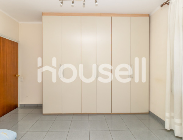 Casa en venta de 263 m² Calle Castanyer, 17800 Olot (Girona)