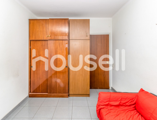 Casa en venta de 263 m² Calle Castanyer, 17800 Olot (Girona)