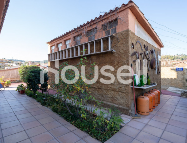 Chalet en venta de 231 m² Calle Montserrat, 08620 Sant Vicenç dels Horts (Barcelona)