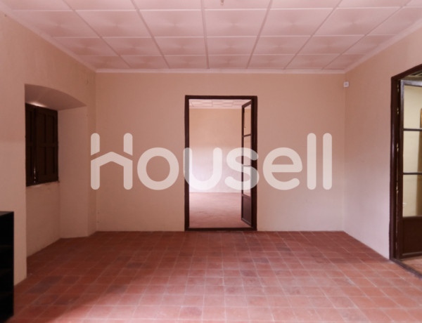 Casa en venta de 720 m² Calle Enrique Moreno, 23440 Baeza (Jaén)