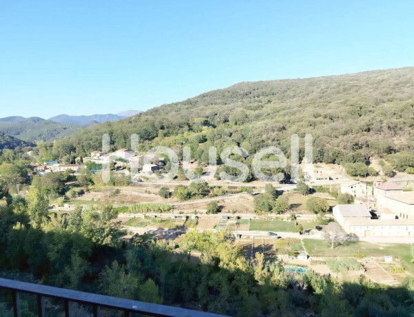 Town house For sell in Castellfollit De La Roca in Girona 