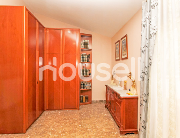 Casa en venta de 320 m² Calle de Prat de la Riba, 08840 Viladecans (Barcelona)