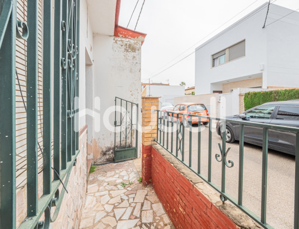 Casa en venta de 126 m² Calle Zurbarán, 41960 Gines (Sevilla)