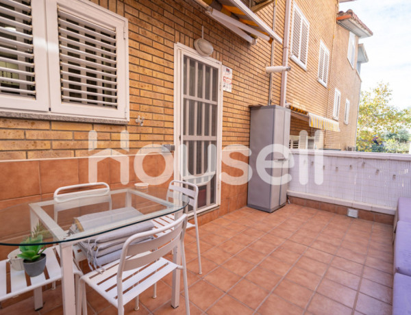 Casa en venta de 190 m² Avenida Ramón Berenguer, 08924 Santa Coloma de Gramenet (Barcelona)