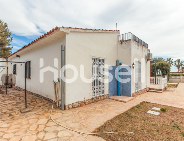 Chalet en venta de 151 m² Calle dels Gladiols, 43530 Alcanar (Tarragona)