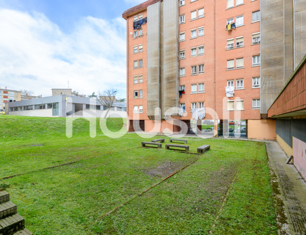 Piso en venta de 92 m² Calle Luis Bayón, 33402 Avilés (Asturias)