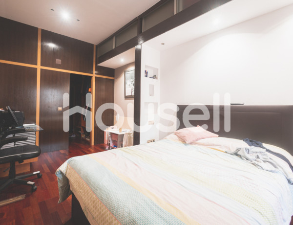 Piso en venta 145 m² Calle Virgen de la Soledad, 06001 Badajoz