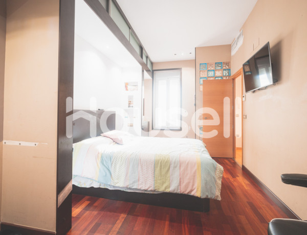 Piso en venta 145 m² Calle Virgen de la Soledad, 06001 Badajoz