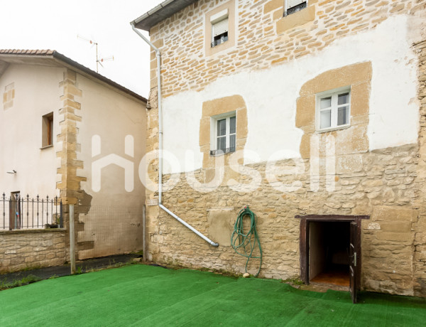 Town house For sell in Ribera Baja in Álava 