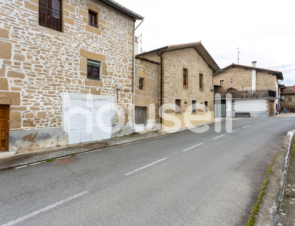 Town house For sell in Ribera Baja in Álava 