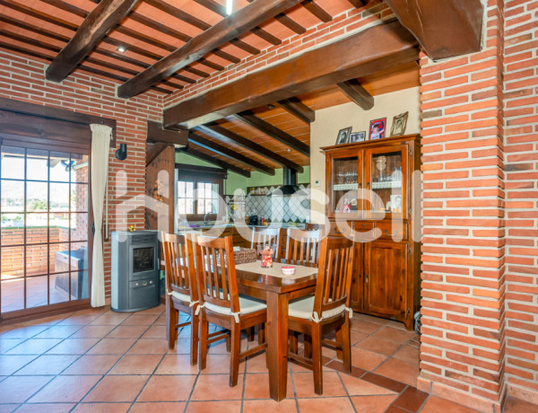 Chalet en venta de 261 m² Avenida La Selva, 17430 Santa Coloma de Farners (Girona)