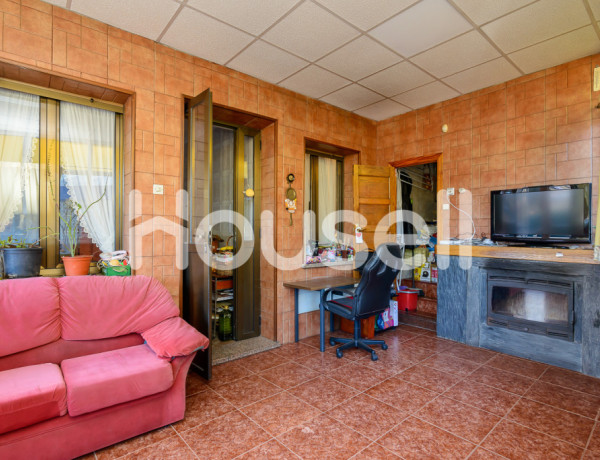 Casa en venta de 210 m² Calle Higinio Carrocera, 33939 Langreo (Asturias)