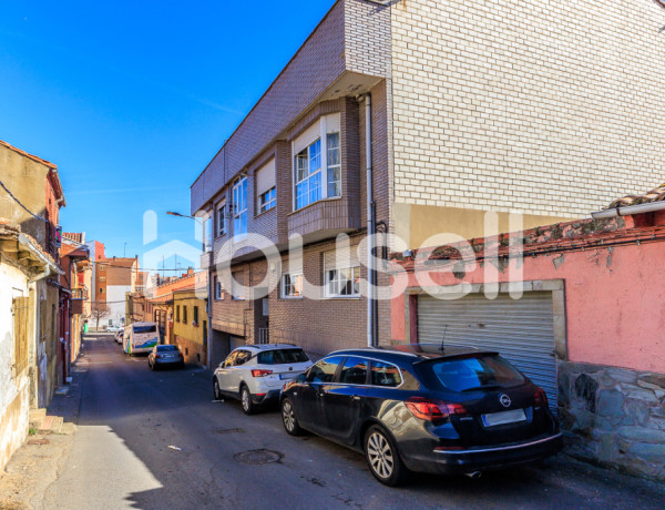 Piso en venta de 115 m² Calle Gumersindo Azcarate, 24008 León