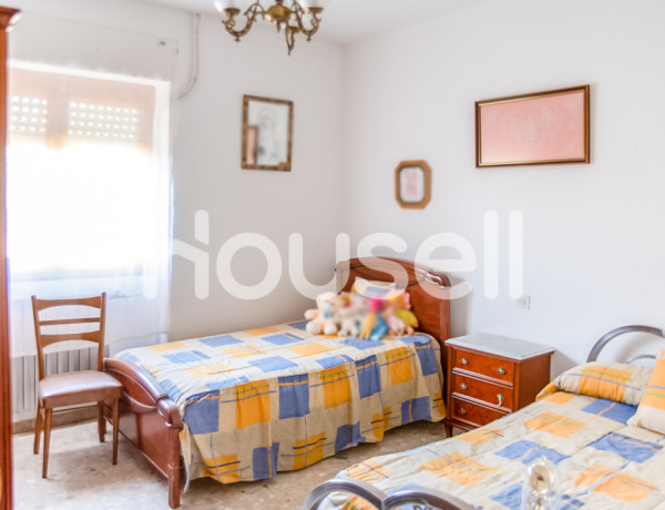 Town house For sell in Cimanes De La Vega in León 