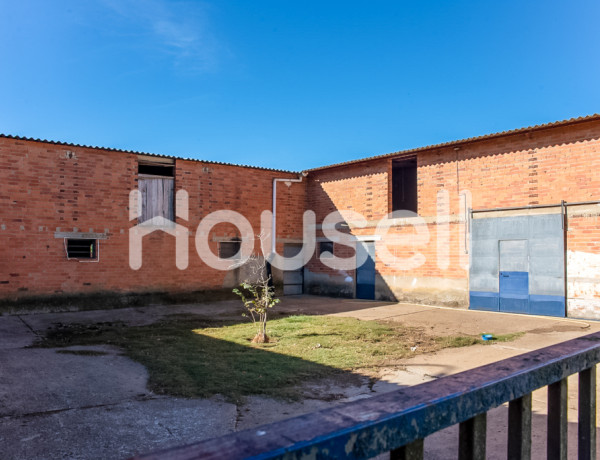 Town house For sell in Cimanes De La Vega in León 