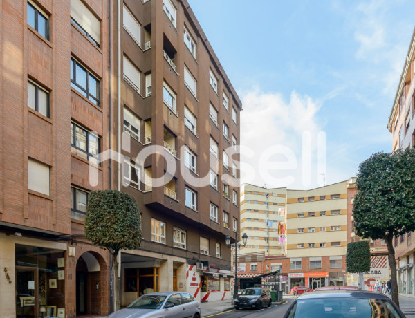 Piso en venta de 77 m² Calle Puerto San Isidro, 33011 Oviedo (Asturias)