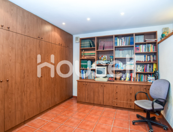 Casa en venta de 256 m² Calle Guerau Liost, 08211 Castellar del Vallès (Barcelona)