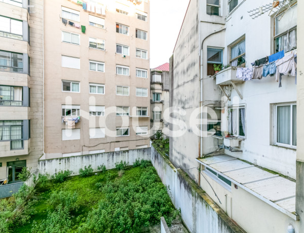 Piso en venta de 72 m² Calle Maria Berdiales, 36203 Vigo (Pontevedra)