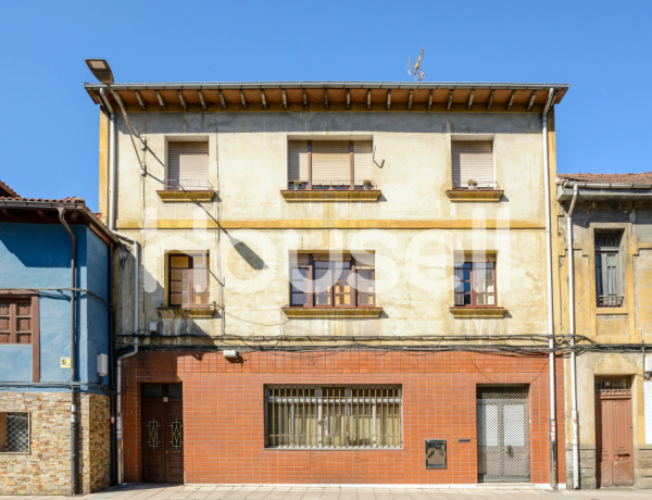 Espectacular casa  de 386 m² de superficie y 664 m²  de parcela en  Calle La Nozaleda, 33900 Langreo (Asturias)