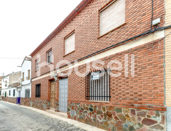 Town house For sell in Fuente El Fresno in Ciudad Real 