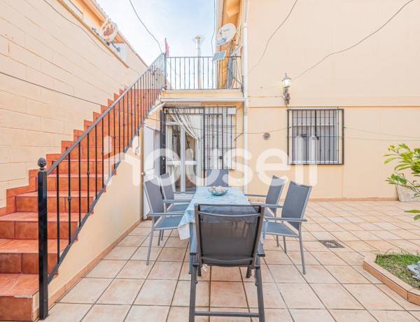 Chalet adosado en venta de 188 m² Calle Rossano, 41089 Dos Hermanas (Sevilla)