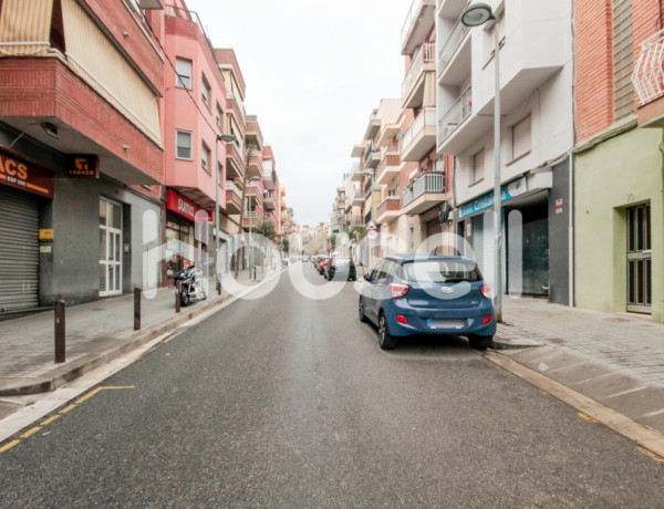 Piso en venta de 110 m² Pasaje Sobrarbe, 08917 Santa Coloma de Gramenet (Barcelona)