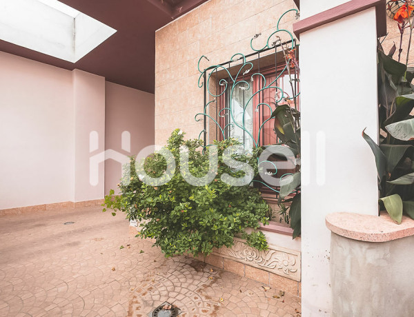 Casa en venta de 260 m² Calle Constantino Lazaro, 06490 Puebla de la Calzada (Badajoz)