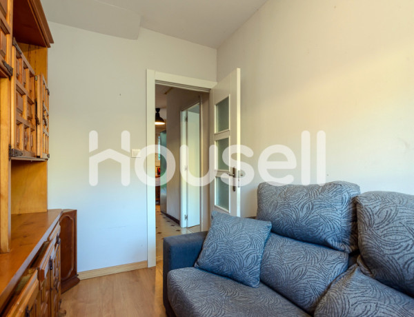 Town house For sell in Mieres in Girona 