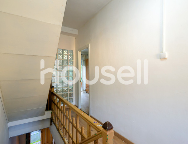 Town house For sell in Mieres in Girona 