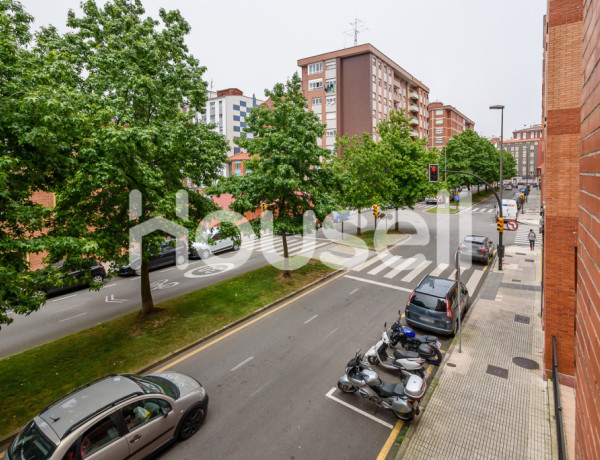 Piso en venta de 84 m² Calle Andes, 33213 Gijón (Asturias)