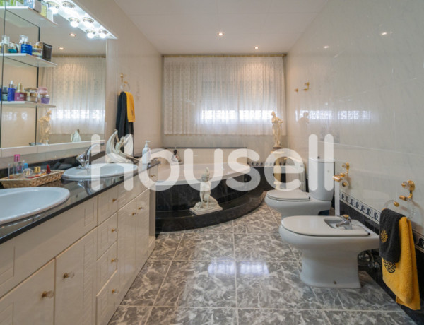 Chalet en venta de 338 m² Calle del Llorer, 08186 Lliçà d'Amunt (Barcelona)