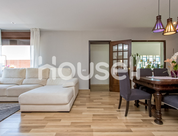 Chalet en venta de 263 m² Passatge Codolar, 08184 Palau-solità i Plegamans (Barcelona)