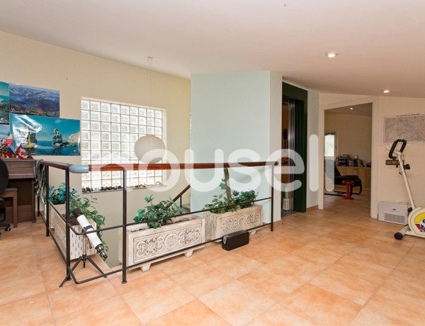 Casa en venta de 381 m² Calle de Rafael Albertí, 08757 Corbera de Llobregat (Barcelona)