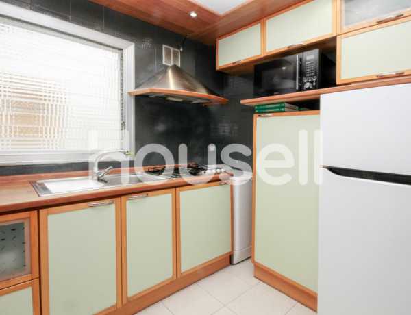 Piso en venta de 58 m² Calle de Formentera, 08016 Barcelona