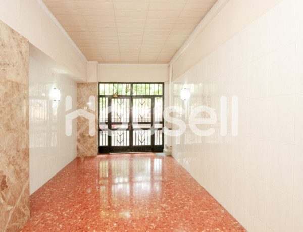 Piso en venta de 58 m² Calle de Formentera, 08016 Barcelona
