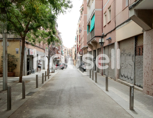 Piso en venta de 58 m² Calle de Formentera, 08016 Barcelona