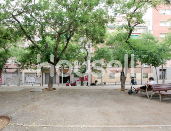 Piso en venta de 58 m² Calle de Formentera, 08016 Barcelona