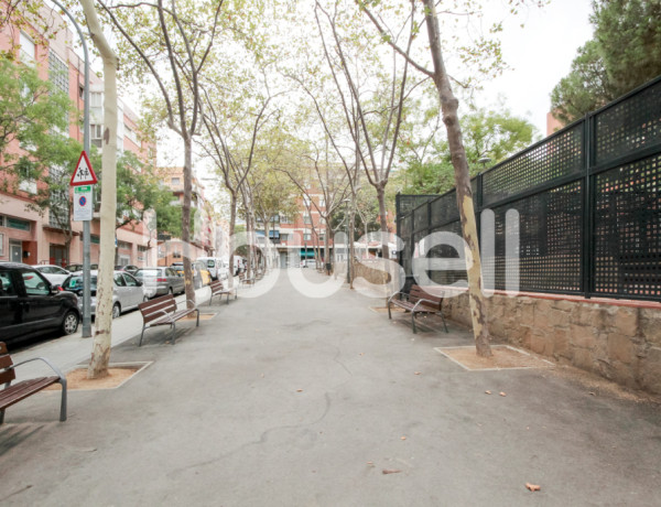 Piso en venta de 58 m² Calle de Formentera, 08016 Barcelona